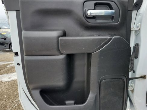 Used 2022 GMC Sierra 2500 Pro w/ Convenience Package image 12