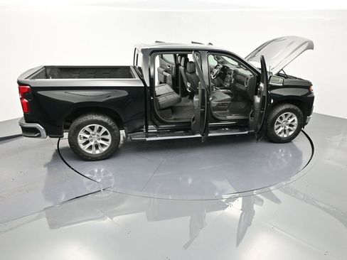 Used 2022 Chevrolet Silverado 1500 LTZ image 25