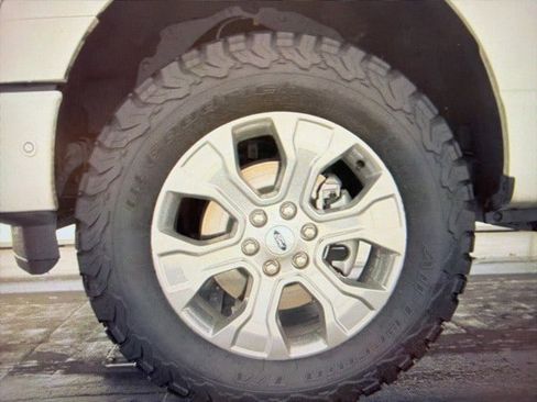 Used 2023 Ford F150 Platinum w/ Equipment Group 701A High image 9