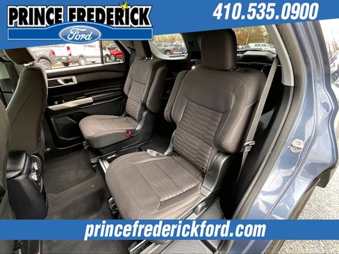 Used 2021 Ford Explorer XLT image 24