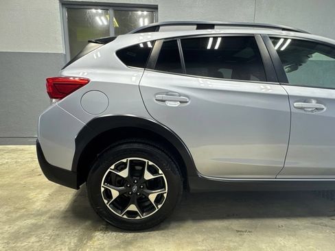 Used 2019 Subaru Crosstrek 2.0i Premium AWD/4WD image 3