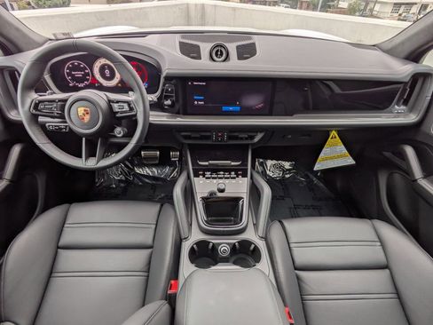 New 2025 Porsche Cayenne GTS image 22
