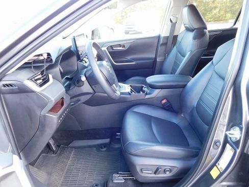 Used 2024 Toyota RAV4 Limited w/ Advanced Technology Package image 13