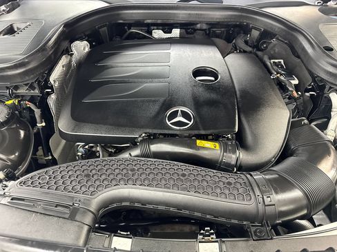 Used 2022 Mercedes-Benz GLC 300 w/ AMG Line image 73