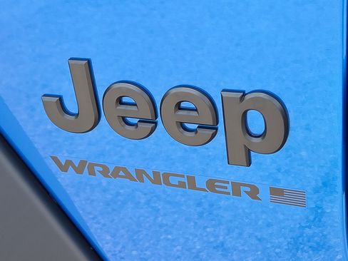 Used 2024 Jeep Wrangler Sport AWD/4WD image 7