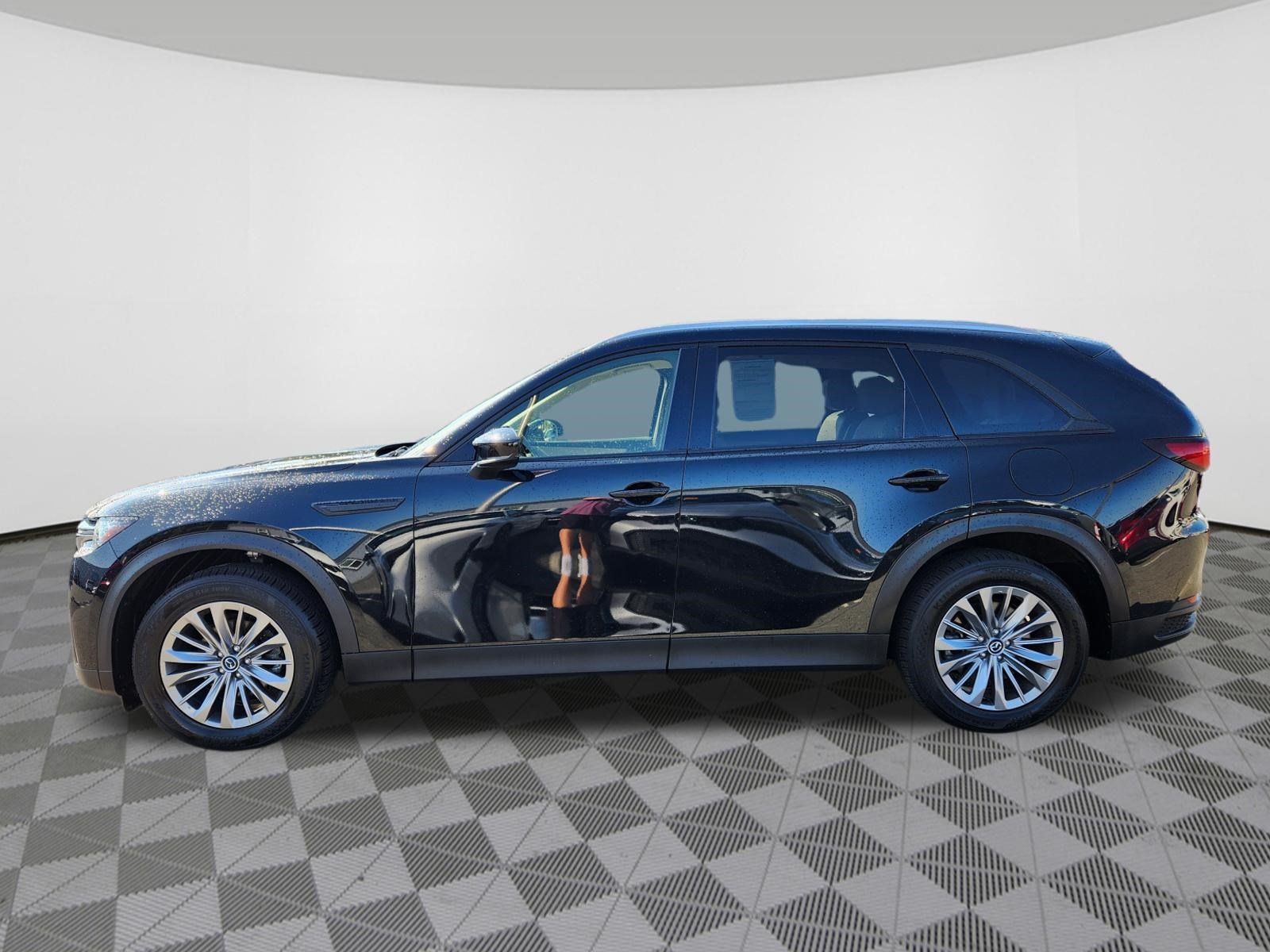 Certified 2024 MAZDA CX-90 3.3 Turbo w/ Preferred Plus AWD/4WD image 5