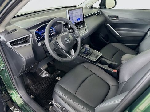 Certified 2026 Toyota Corolla Cross XLE w/ Convenience Package image 9