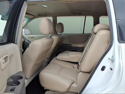 Used 2007 Toyota Highlander V6 image 11