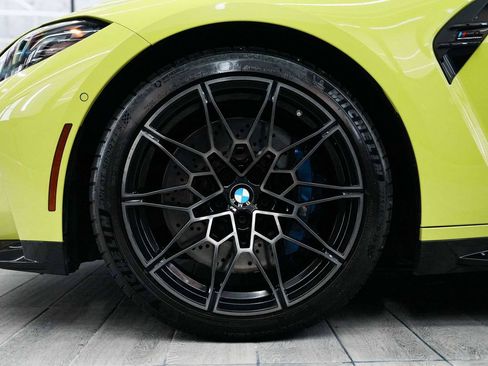 Used 2023 BMW M4 xDrive Competition w/ M Carbon Exterior Package AWD/4WD image 9