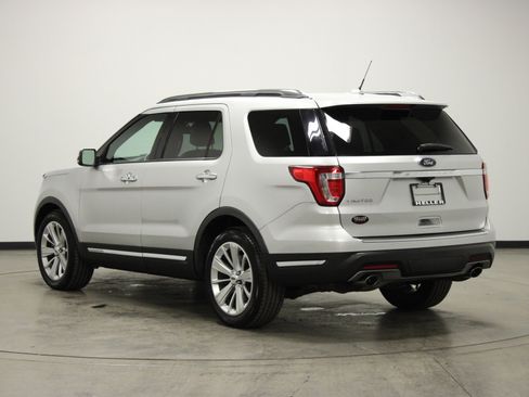 Used 2019 Ford Explorer Limited w/ Class III Trailer Tow Package image 6
