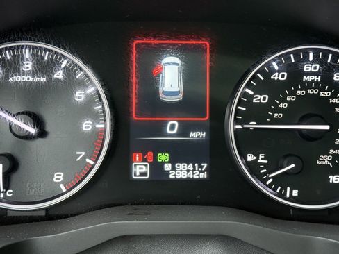 Used 2023 Subaru Ascent Limited w/ Technology Package image 38