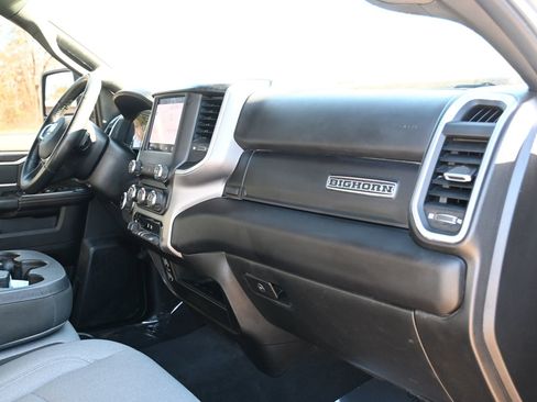 Used 2024 RAM 2500 Big Horn image 22