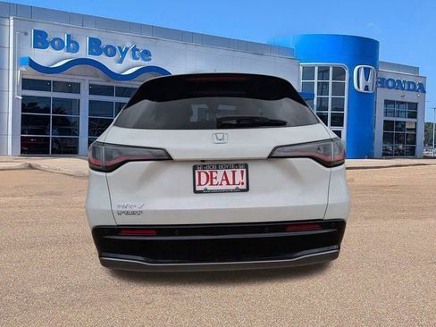 New 2026 Honda HR-V EX-L image 4
