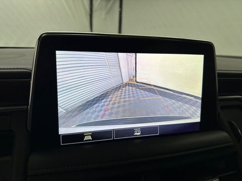 Used 2021 Chevrolet Tahoe Z71 image 32