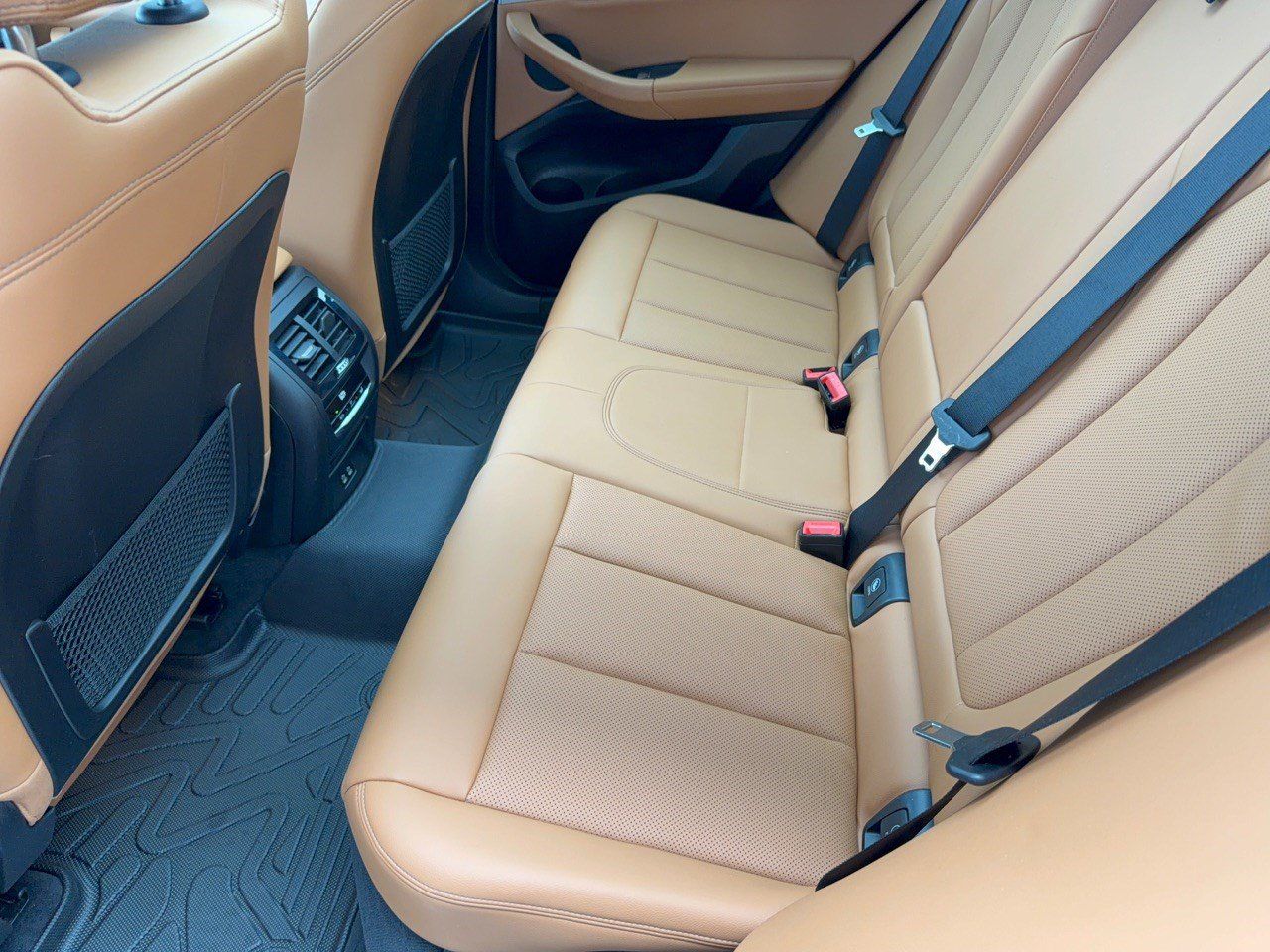Used 2024 BMW X3 sDrive30i w/ Convenience Package RWD image 25