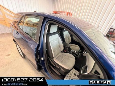 Used 2022 Chevrolet Equinox LS AWD/4WD image 6