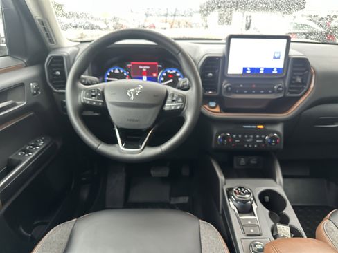 Used 2024 Ford Bronco Sport Outer Banks image 15