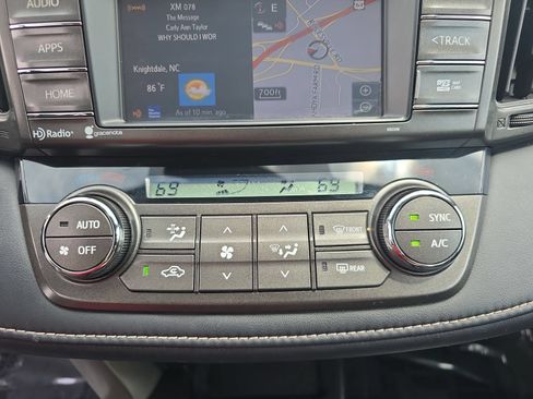 Used 2014 Toyota RAV4 Limited FWD image 20