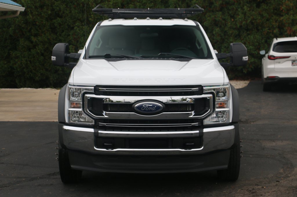 Used 2022 Ford F550 4x4 Crew Cab Super Duty w/ Power Equipment Group image 8