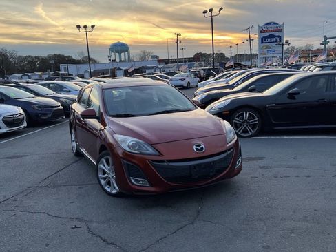 Used 2011 MAZDA MAZDA3 s Grand Touring w/ Tech Pkg image 3