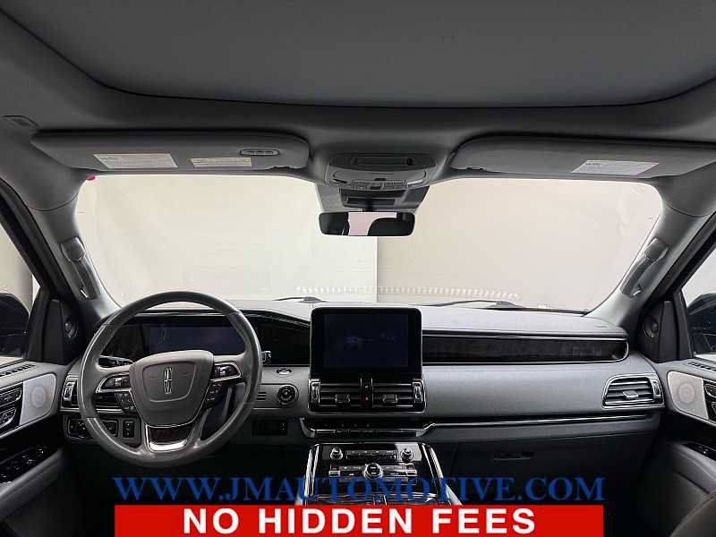 Used 2021 Lincoln Navigator Reserve w/ Luxury Package AWD/4WD image 12
