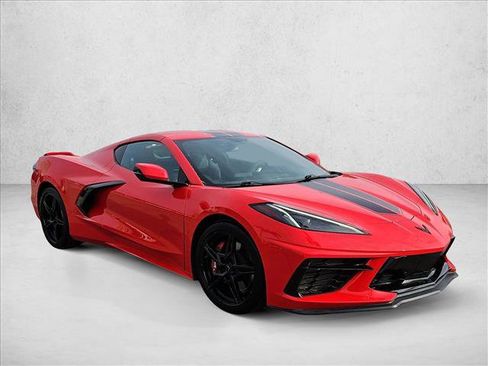 Used 2020 Chevrolet Corvette Stingray Coupe w/ Z51 Performance Package image 3