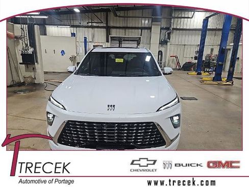 New 2026 Buick Enclave Avenir w/ Super Cruise Package image 1