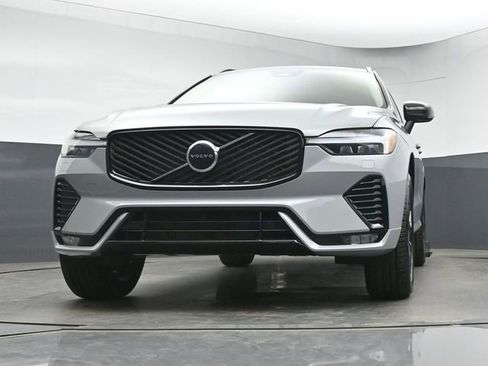 New 2026 Volvo XC60 B5 Core w/ Climate Package AWD/4WD image 36