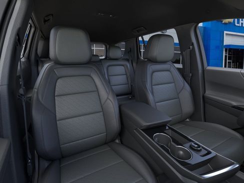 New 2026 Chevrolet Equinox LT w/ Convenience Package II image 16