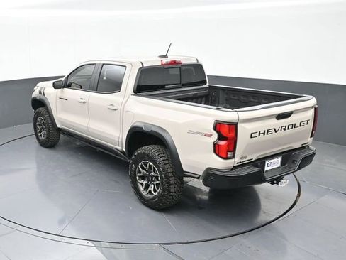 New 2026 Chevrolet Colorado ZR2 w/ Technology Package AWD/4WD image 59