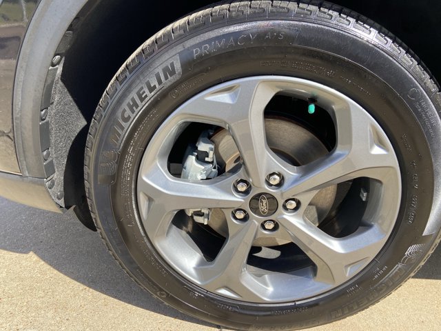 Used 2025 Ford Escape ST-Line AWD/4WD image 25