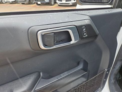 Used 2025 Ford Bronco Big Bend AWD/4WD image 15