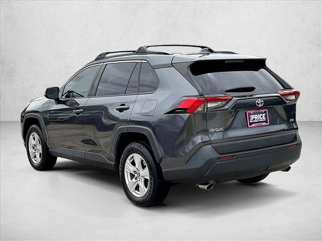 Used 2021 Toyota RAV4 XLE w/ Convenience Package FWD image 12