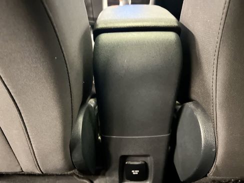 Used 2020 Ford EcoSport SE w/ SE Convenience Package AWD/4WD image 38
