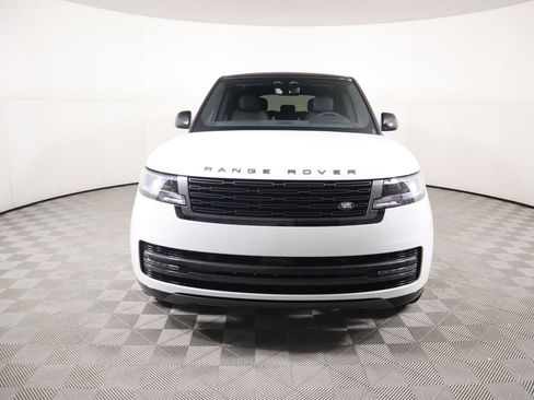 New 2026 Land Rover Range Rover SE image 2