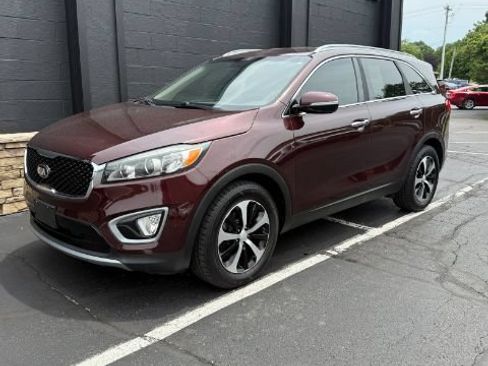 Used 2016 Kia Sorento EX w/ EX Premium Package FWD image 4