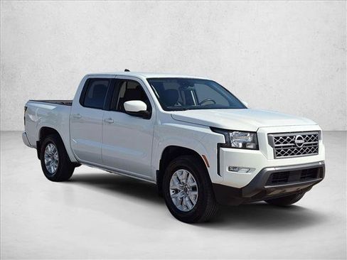 Used 2024 Nissan Frontier SV w/ SV Convenience Package RWD image 3