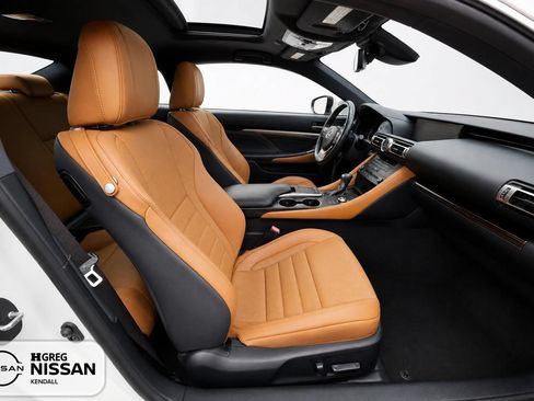 Used 2019 Lexus RC 300 w/ Accessory Package RWD image 8