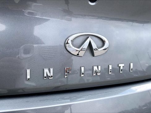 Used 2017 INFINITI Q60 3.0t Sport image 28