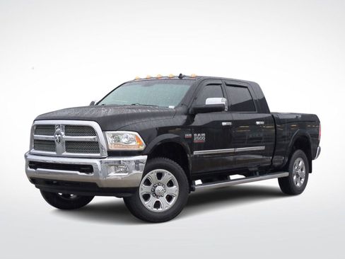 Used 2015 RAM 2500 Limited image 1