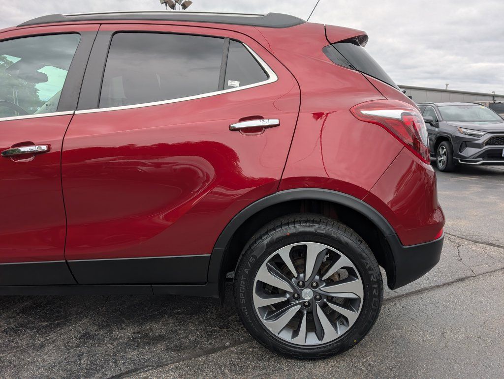 Used 2022 Buick Encore Preferred w/ Safety Package AWD/4WD image 4