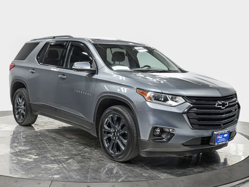 Used 2021 Chevrolet Traverse RS w/ LPO, Floor Liner Package image 9