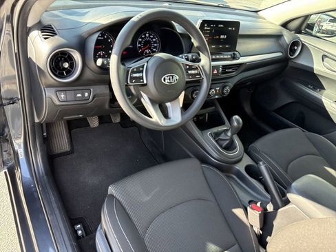 Used 2021 Kia Forte Sedan image 13