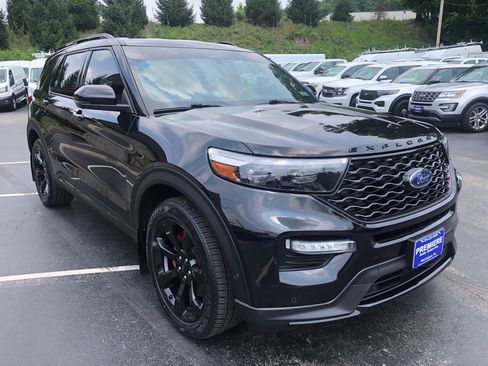 Used 2020 Ford Explorer ST w/ ST Street Pack AWD/4WD image 7