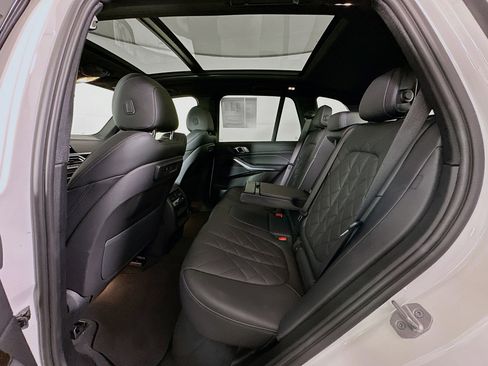 Used 2023 BMW X5 sDrive40i w/ Parking Assistance Package image 29