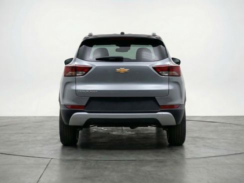 Used 2025 Chevrolet TrailBlazer LT FWD image 7