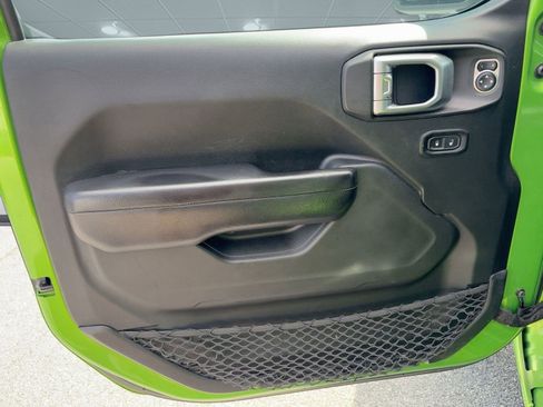 Used 2019 Jeep Wrangler Unlimited Sport S image 21