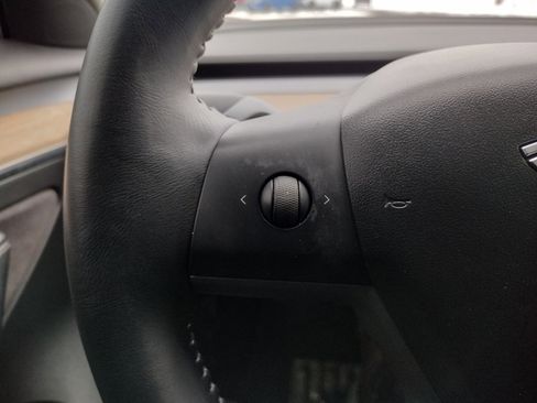 Used 2022 Tesla Model 3 Long Range image 26