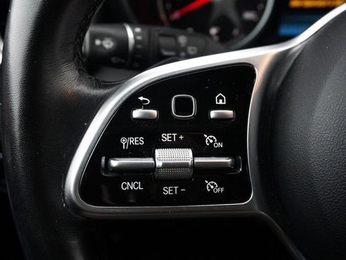 Used 2022 Mercedes-Benz GLC 300 GLC 300 w/ Premium Package Lite image 39