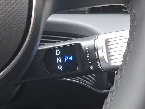 New 2024 Hyundai Ioniq 5 SEL image 7